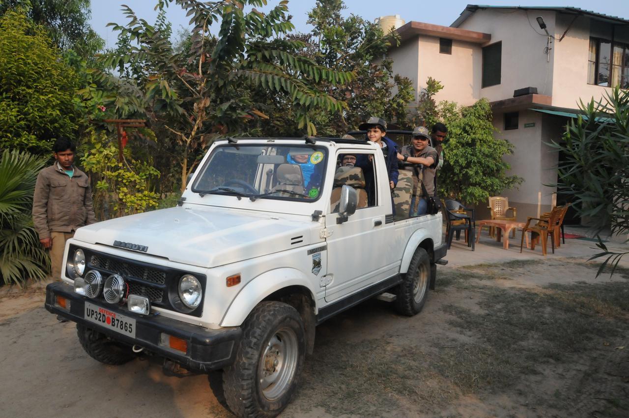 V Resorts Dudhwa Wilderness Camp Lakhimpur Kültér fotó